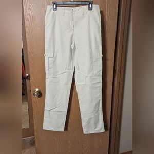 NWOT - Calvin Klein Jeans - Lighweight Cargo Khaki Chino - Size 6*Extra button